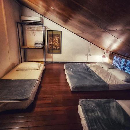 Treehouse Hostel クチン エクステリア 写真
