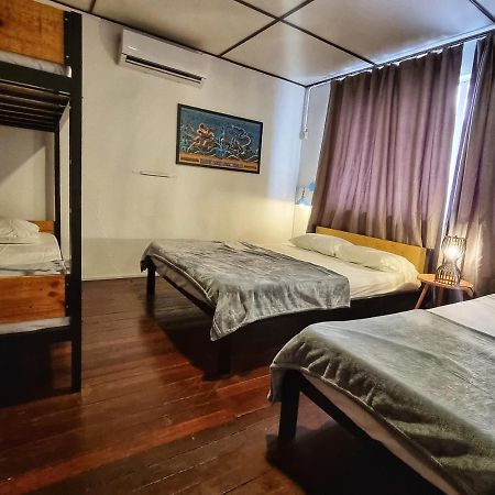 Treehouse Hostel クチン エクステリア 写真